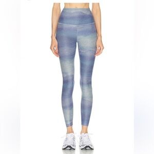 Beyond Yoga Softmark High Waisted Midi Legging in Watercolor size S blue grey